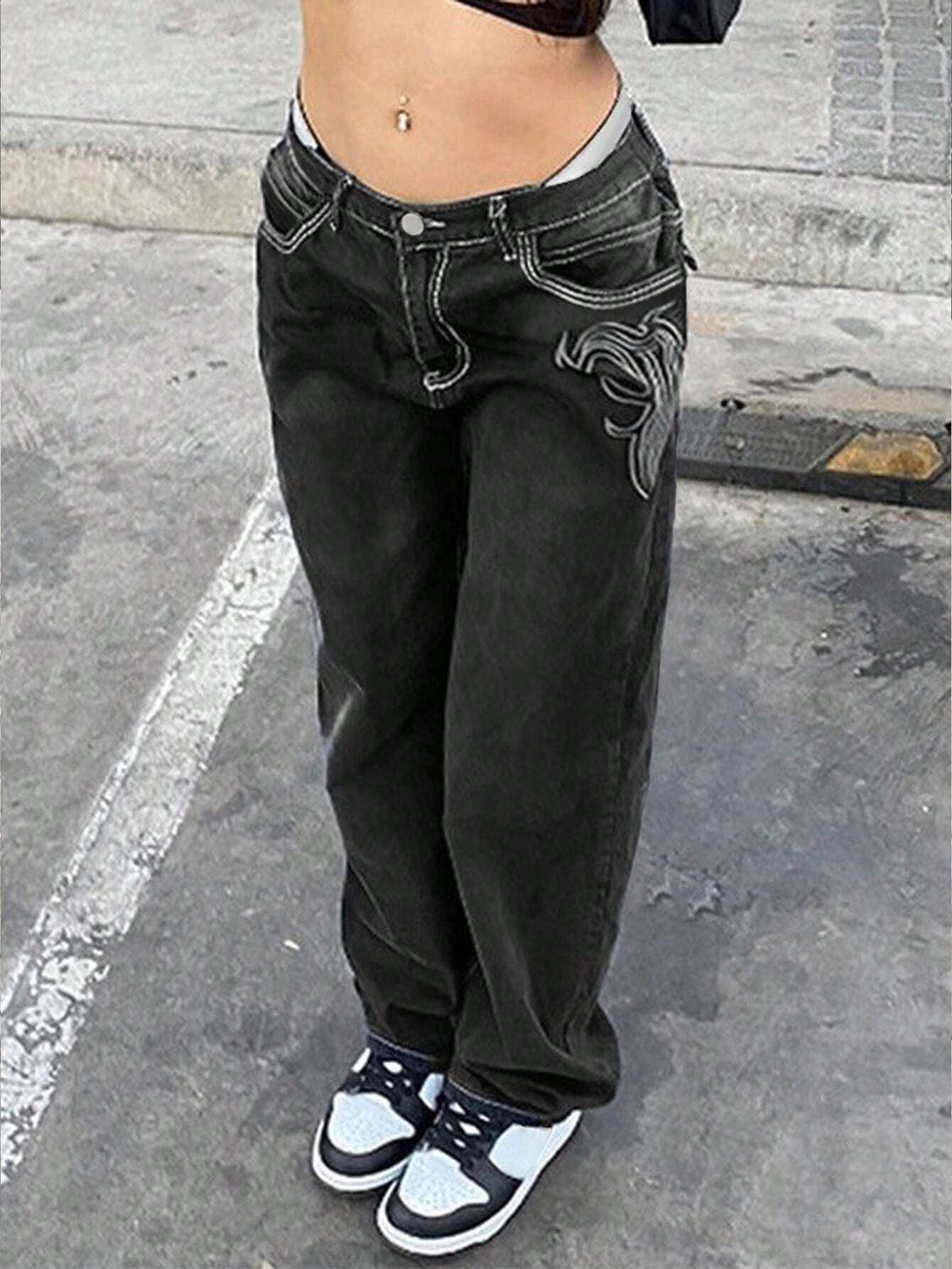 Women'S Slim Embroidered Black Straight Leg Pants