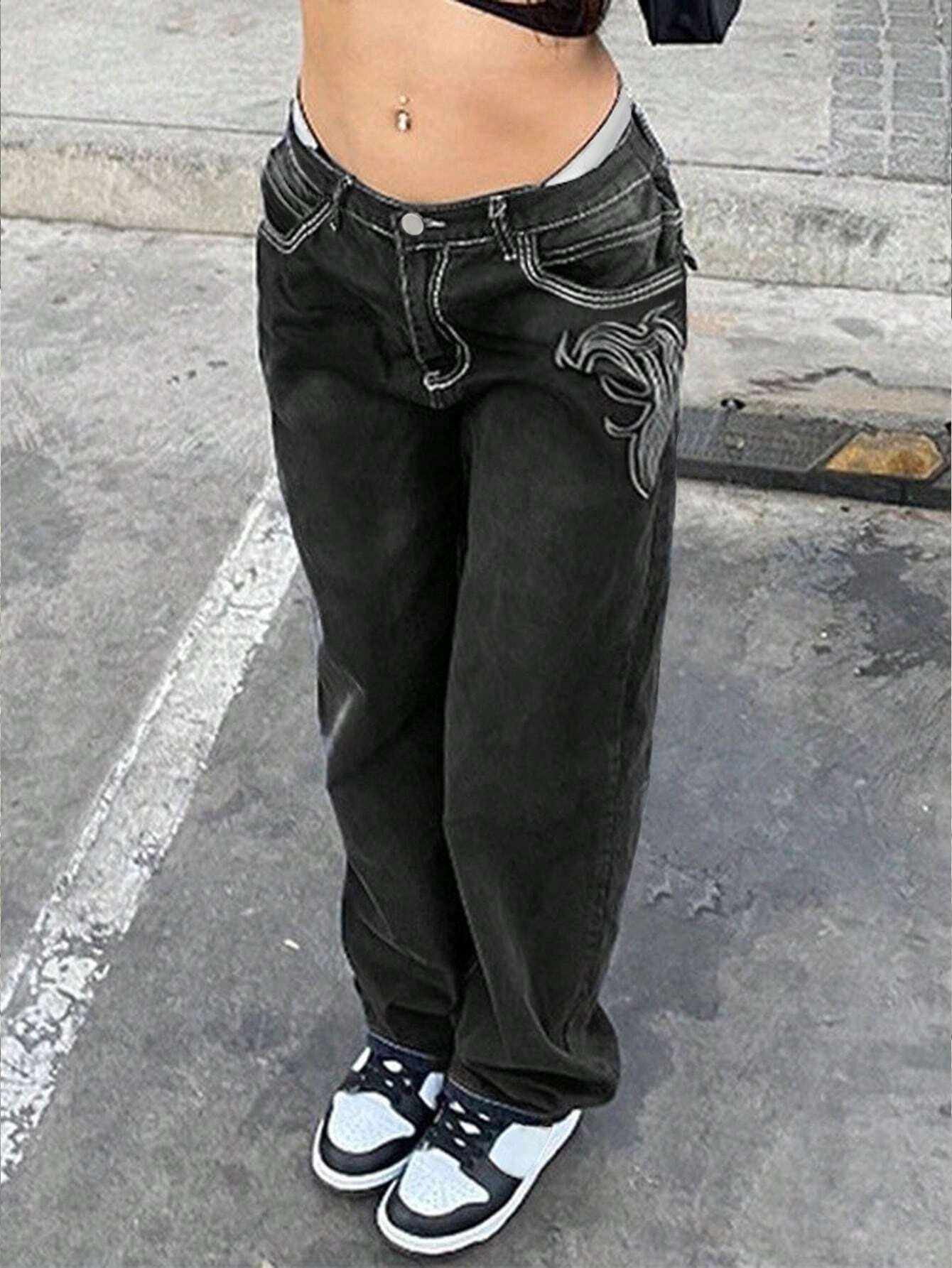 Women'S Slim Embroidered Black Straight Leg Pants